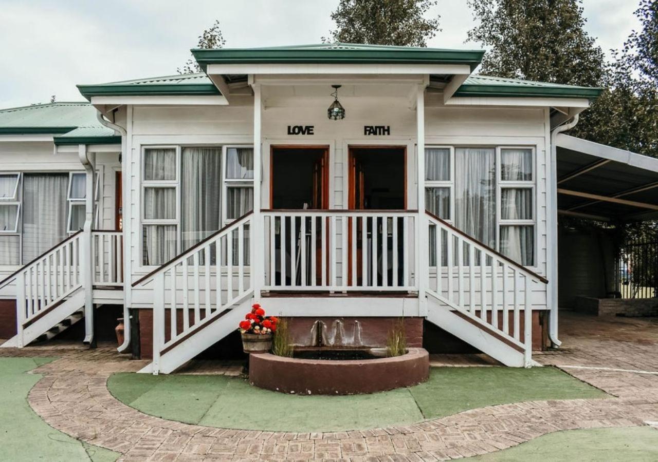 Knock Out View Clarens Hotel Luaran gambar