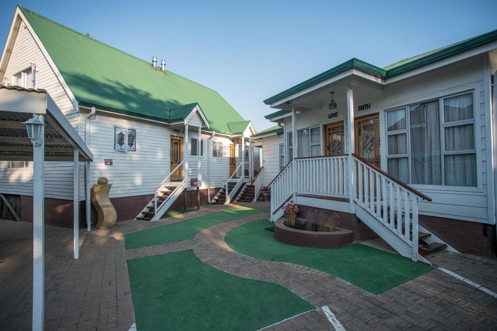 Knock Out View Clarens Hotel Luaran gambar