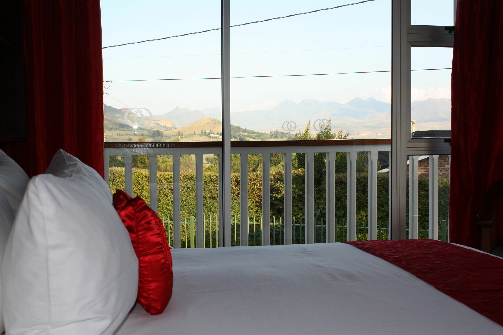 Knock Out View Clarens Hotel Luaran gambar